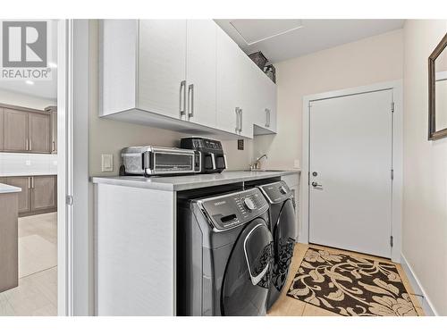 936 Mt Ida Drive, Vernon, BC - Indoor Photo Showing Laundry Room