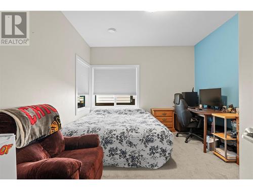 936 Mt Ida Drive, Vernon, BC - Indoor Photo Showing Bedroom