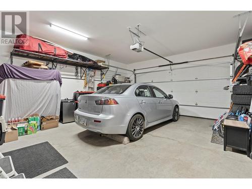 936 Mt Ida Drive, Vernon, BC - Indoor Photo Showing Garage