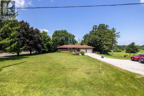 3304 Hamilton Road, Thames Centre (Dorchester), ON - Outdoor