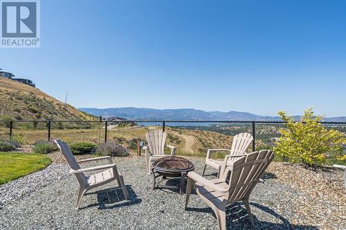 1220 Ponds Avenue, Kelowna, BC - Outdoor