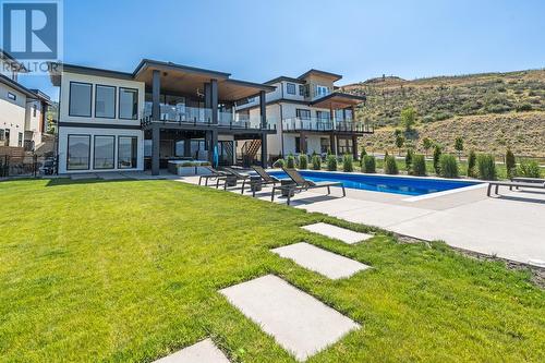 1220 Ponds Avenue, Kelowna, BC - Outdoor With In Ground Pool