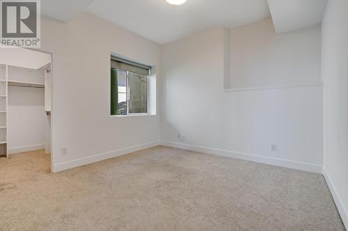 1220 Ponds Avenue, Kelowna, BC - Indoor Photo Showing Other Room