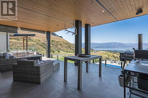 1220 Ponds Avenue, Kelowna, BC - Outdoor With Deck Patio Veranda With Exterior