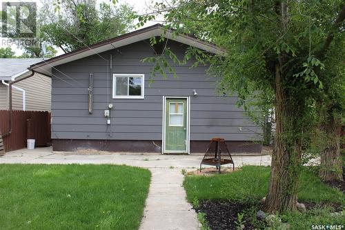 627 1St Street W, Shaunavon, SK - Outdoor