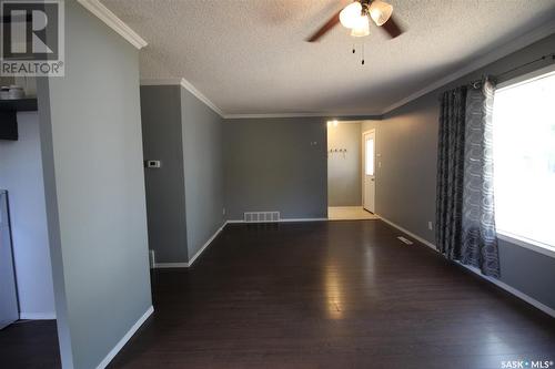 627 1St Street W, Shaunavon, SK - Indoor Photo Showing Other Room