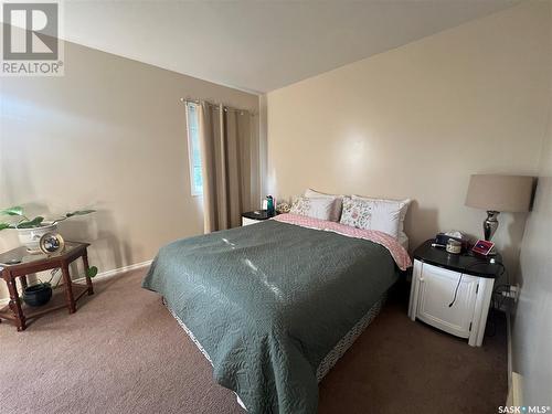 102 350 Maccormack Road, Martensville, SK - Indoor Photo Showing Bedroom