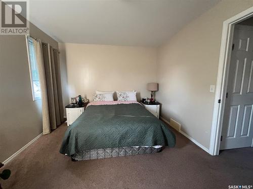 102 350 Maccormack Road, Martensville, SK - Indoor Photo Showing Bedroom