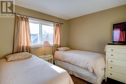 1638 Pritchard Drive, West Kelowna, BC - Indoor Photo Showing Bedroom