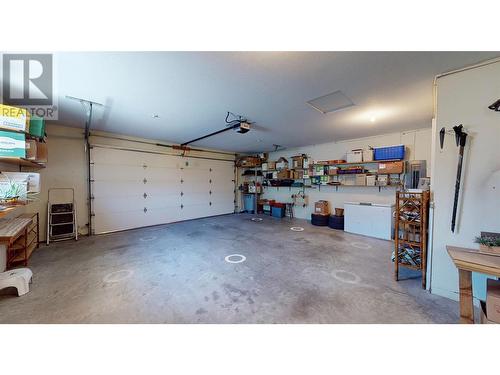 272 Park Rill Road, Oliver, BC - Indoor Photo Showing Garage