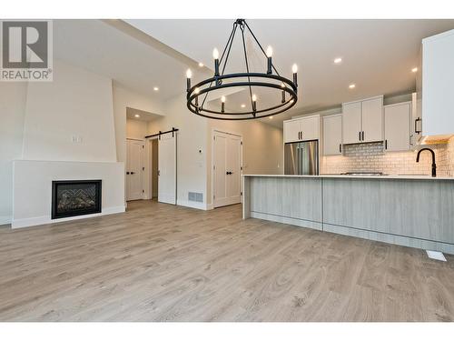 8000 Vedette Drive Unit# 2, Osoyoos, BC - Indoor Photo Showing Kitchen With Upgraded Kitchen