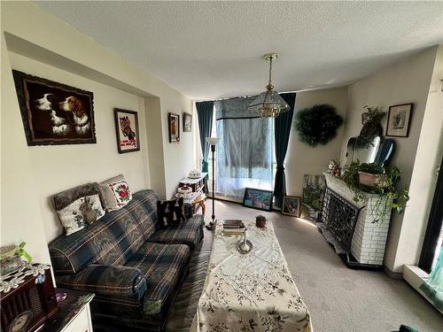 150 Charlton Avenue E|Unit #708, Hamilton, ON - Indoor Photo Showing Living Room