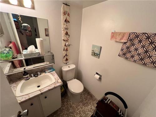 150 Charlton Avenue E|Unit #708, Hamilton, ON - Indoor Photo Showing Bathroom