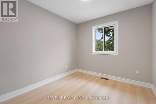 1 Thornton Street, St. Catharines, ON - Indoor Photo Showing Other Room