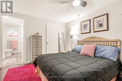 20 Comforts Cove, Innisfil (Alcona), ON - Indoor Photo Showing Bedroom