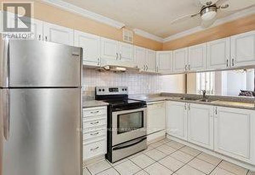 1208 - 236 Albion Road, Toronto (Elms-Old Rexdale), ON - Indoor Photo Showing Kitchen