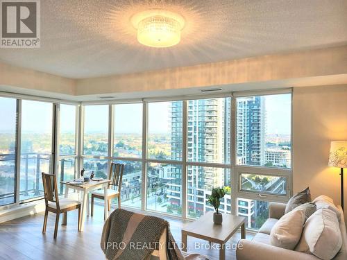 1402 - 4011 Brickstone Mews, Mississauga (City Centre), ON - Indoor Photo Showing Living Room