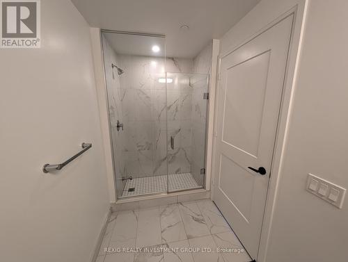 218 - 60 George Butchart Drive N, Toronto (Downsview-Roding-Cfb), ON - Indoor Photo Showing Bathroom