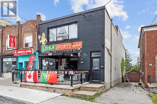 2041 Eglinton Avenue, Toronto (Caledonia-Fairbank), ON 