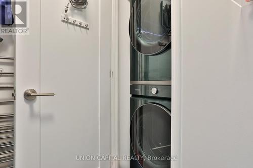 1309 - 88 Scott Street, Toronto (Waterfront Communities), ON - Indoor Photo Showing Laundry Room