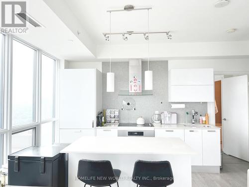 2708 - 9 Bogert Avenue, Toronto (Lansing-Westgate), ON - Indoor Photo Showing Kitchen