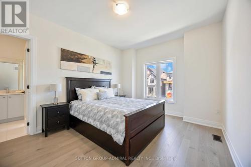 7 William Logan Drive, Richmond Hill, ON - Indoor Photo Showing Bedroom