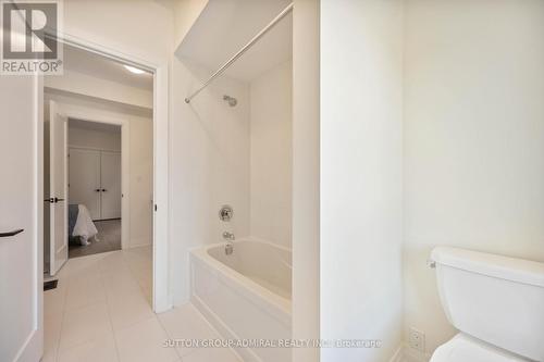 7 William Logan Drive, Richmond Hill, ON - Indoor Photo Showing Bathroom