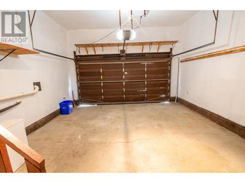 7579 St Patrick Avenue, Prince George, BC - Indoor Photo Showing Garage