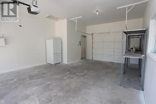 17 Alworth Pl, Sault Ste. Marie, ON - Indoor Photo Showing Garage