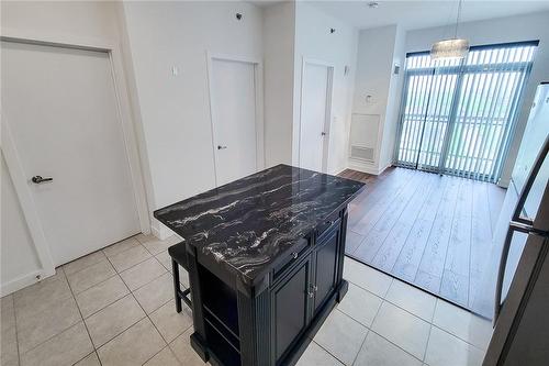 2490 Old Bronte Road|Unit #714, Oakville, ON - Indoor Photo Showing Other Room