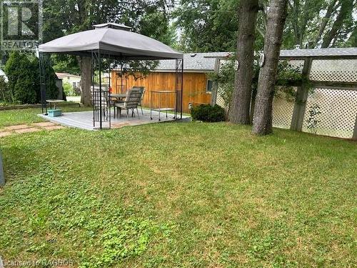 90 Sussex Square, Derby Twp, ON - Outdoor With Deck Patio Veranda With Backyard