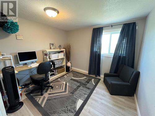 5981 Westall Subdivision, Chetwynd, BC - Indoor Photo Showing Office