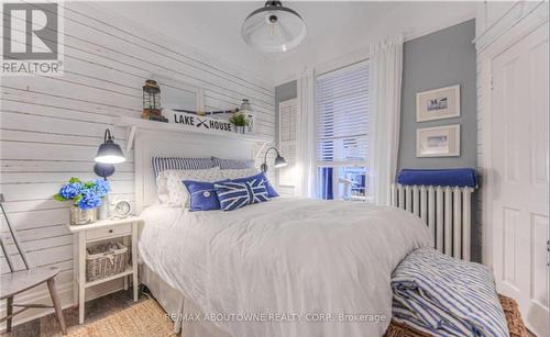 133 Markland Street, Hamilton (Durand), ON - Indoor Photo Showing Bedroom