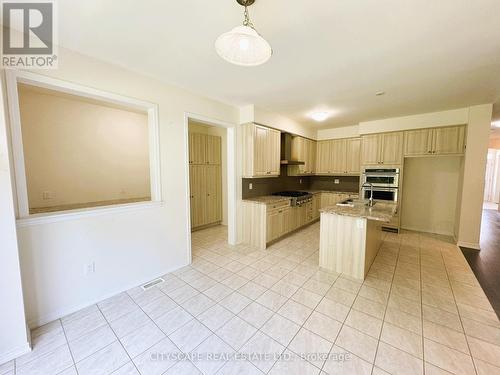 8659 Chickory Trail, Niagara Falls, ON - Indoor Photo Showing Kitchen