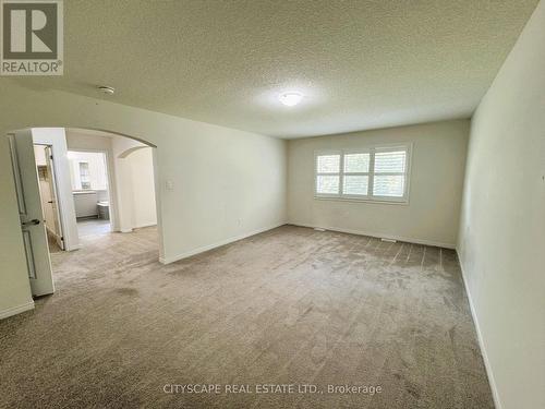 8659 Chickory Trail, Niagara Falls, ON - Indoor Photo Showing Other Room