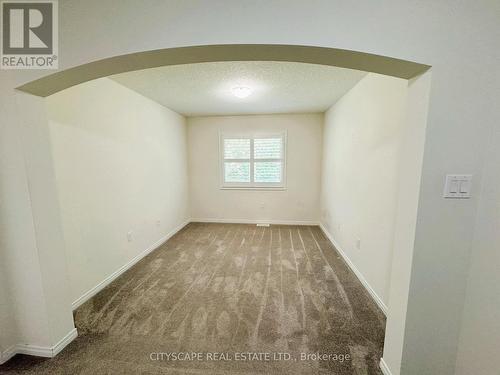 8659 Chickory Trail, Niagara Falls, ON - Indoor Photo Showing Other Room