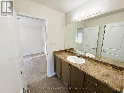 8659 Chickory Trail, Niagara Falls, ON - Indoor Photo Showing Bathroom