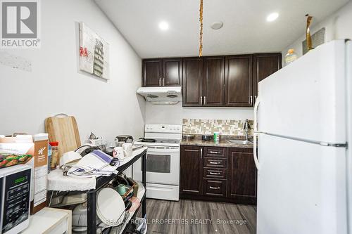 82* Mary Street W, Kawartha Lakes (Lindsay), ON - Indoor Photo Showing Kitchen