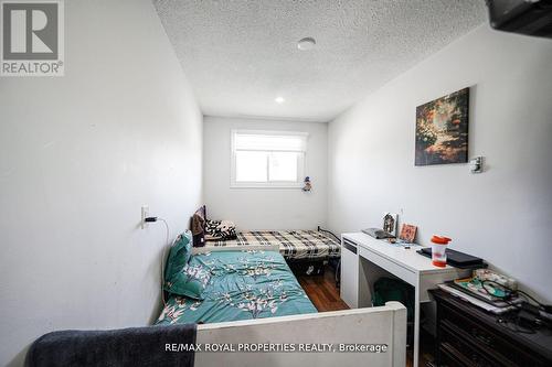 86* Mary Street W, Kawartha Lakes (Lindsay), ON - Indoor Photo Showing Other Room