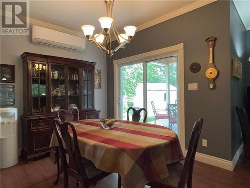 1150 Dew Drop Road, Sudbury, ON - Indoor Photo Showing Dining Room