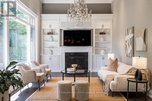 389 Belvenia Road, Burlington (Shoreacres), ON - Indoor Photo Showing Living Room With Fireplace