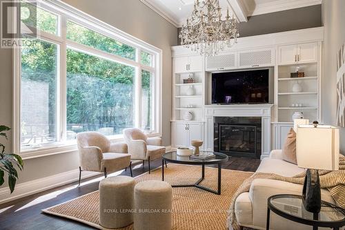 389 Belvenia Road, Burlington (Shoreacres), ON - Indoor Photo Showing Living Room With Fireplace