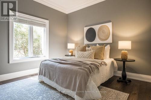 389 Belvenia Road, Burlington (Shoreacres), ON - Indoor Photo Showing Bedroom