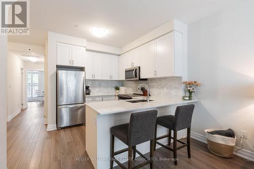 716 - 665 Cricklewood Drive, Mississauga (Mineola), ON - Indoor Photo Showing Kitchen With Stainless Steel Kitchen With Upgraded Kitchen