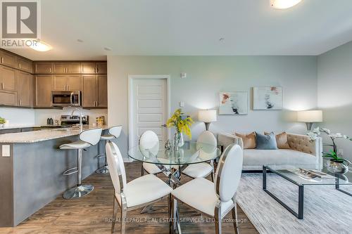 216 - 95 Dundas Street W, Oakville, ON - Indoor Photo Showing Dining Room