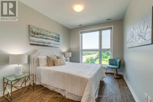 216 - 95 Dundas Street W, Oakville, ON - Indoor Photo Showing Bedroom