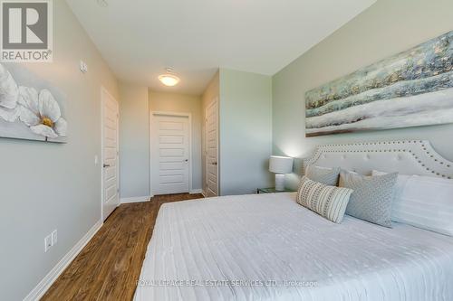 216 - 95 Dundas Street W, Oakville, ON - Indoor Photo Showing Bedroom