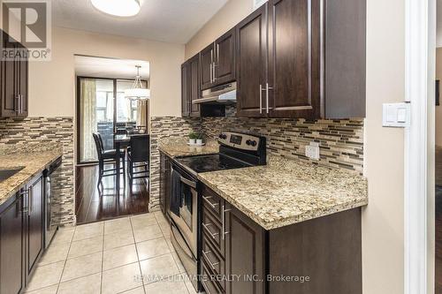 116 - 75 Emmett Avenue, Toronto (Mount Dennis), ON - Indoor Photo Showing Kitchen With Upgraded Kitchen