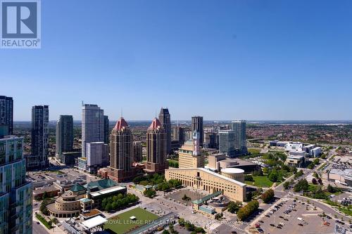 712 - 220 Burnhamthorpe Road W, Mississauga (City Centre), ON - Outdoor With View