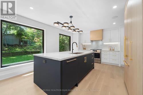 593 Cummer Avenue, Toronto (Bayview Woods-Steeles), ON - Indoor Photo Showing Kitchen With Upgraded Kitchen